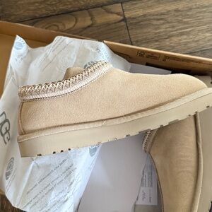 UGG Tashan  Slip-Ons size 9 (40)